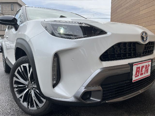 YARIS CROSS HYBRID