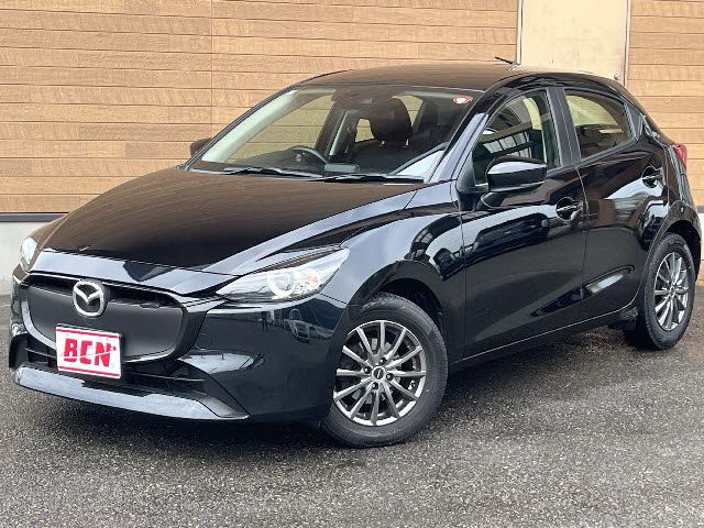 MAZDA2