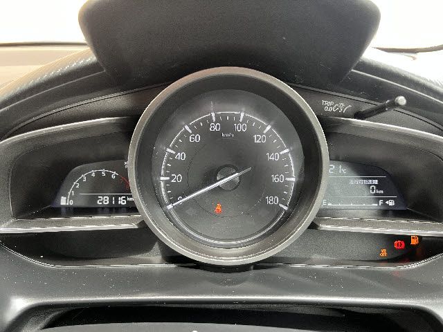 MAZDA2