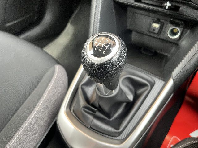 MAZDA2