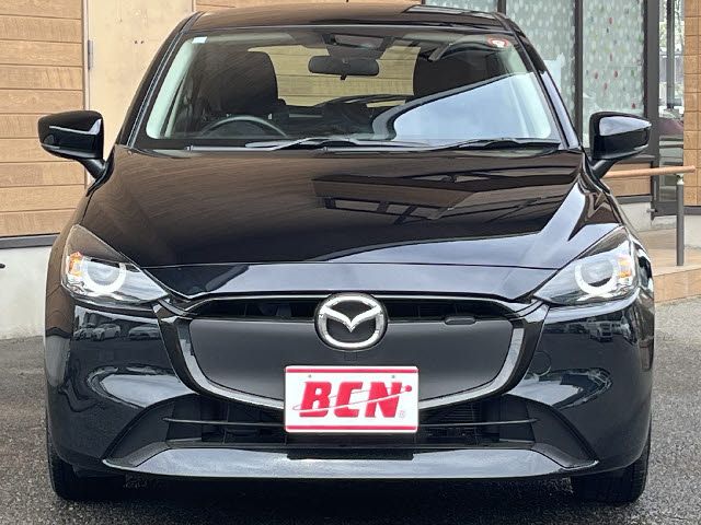 MAZDA2