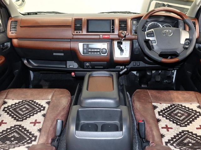 HIACE van 2WD
