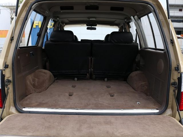 LANDCRUISER wagon