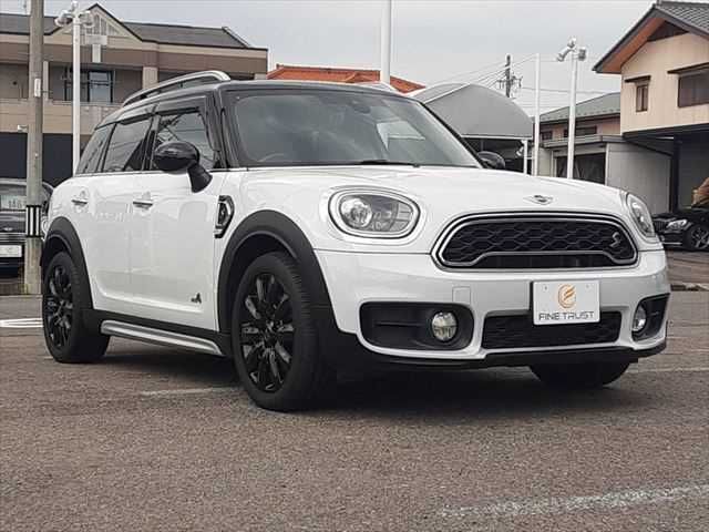 BMW MINI COOPER SD CROSSOVER