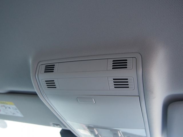 VOLKSWAGEN GOLF Alltrack