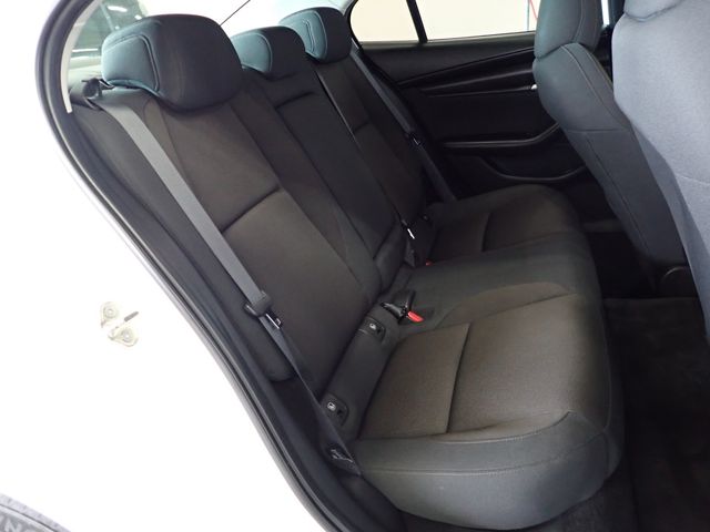 MAZDA3 SEDAN