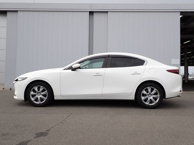 MAZDA3 SEDAN