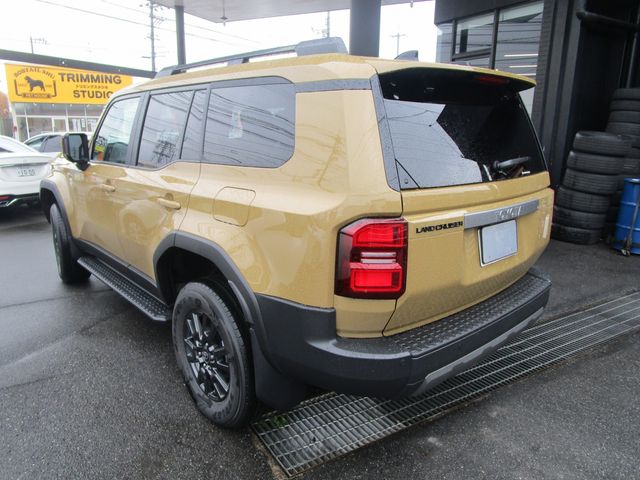 LANDCRUISER 250