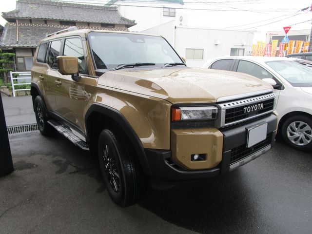 LANDCRUISER 250