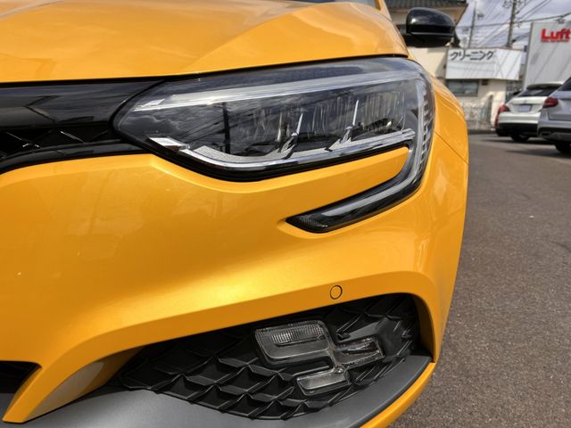 RENAULT MEGANE hatchback