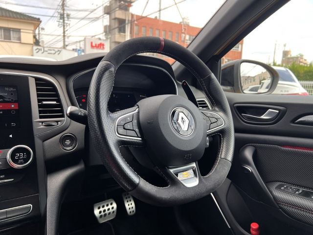 RENAULT MEGANE hatchback