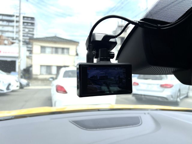 RENAULT MEGANE hatchback