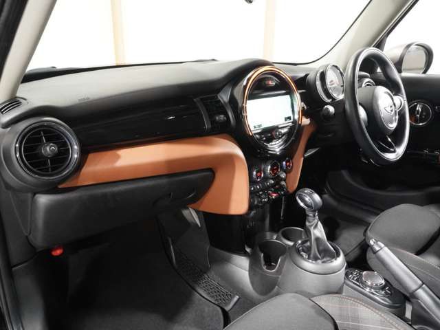 BMW MINI COOPER 5DOOR