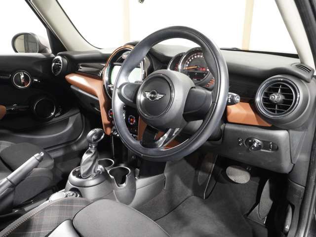 BMW MINI COOPER 5DOOR