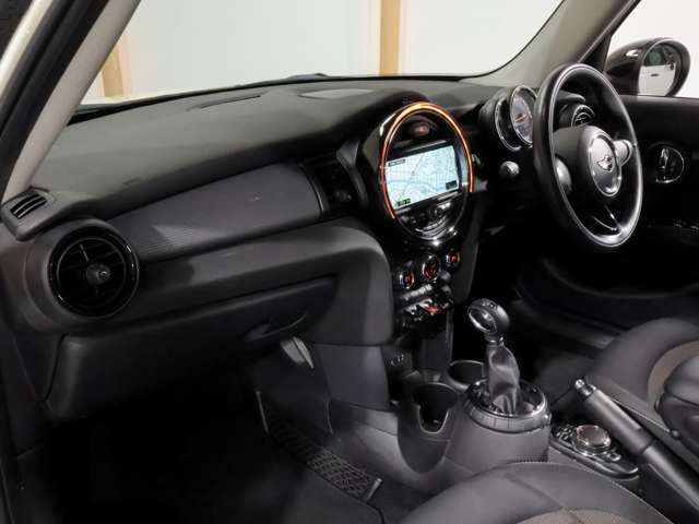 BMW MINI COOPER 5DOOR