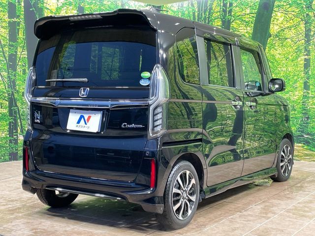 N-BOX CUSTOM