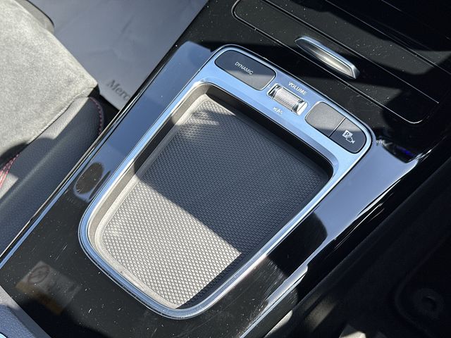MERCEDES BENZ CLA Shooting Brake