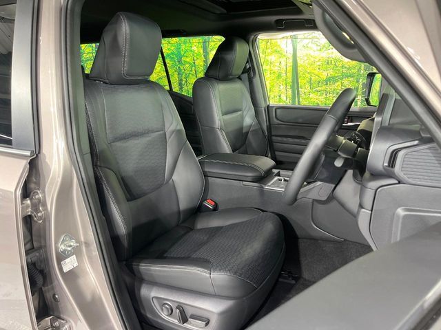 LANDCRUISER 250