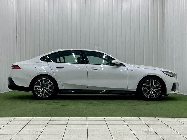 BMW 5series sedan