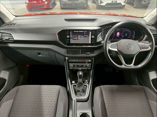 VOLKSWAGEN T-Cross