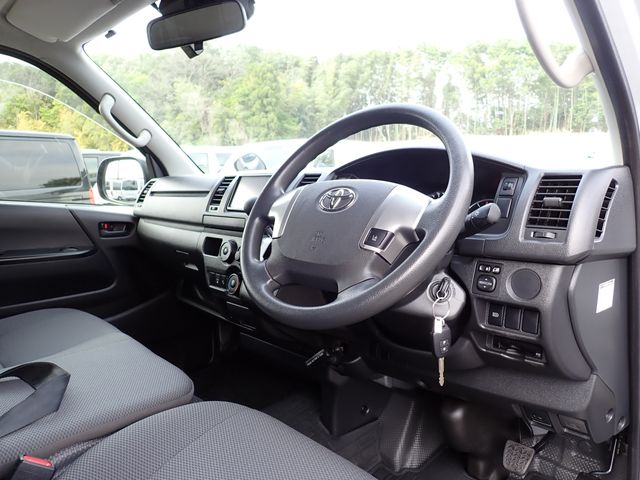 HIACE van 1.2t 2WD