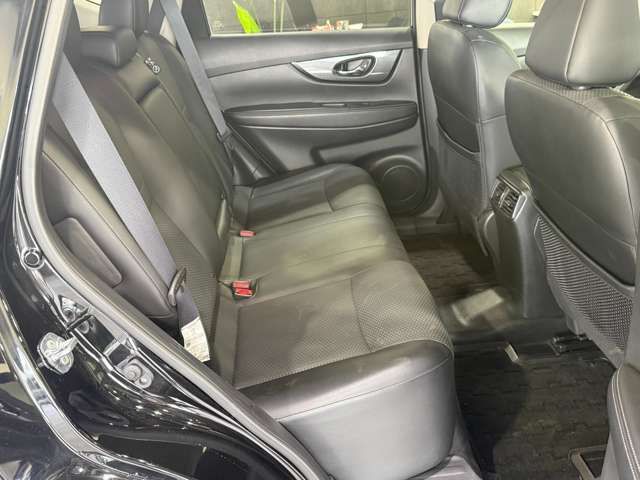 X-TRAIL HYBRID 4WD