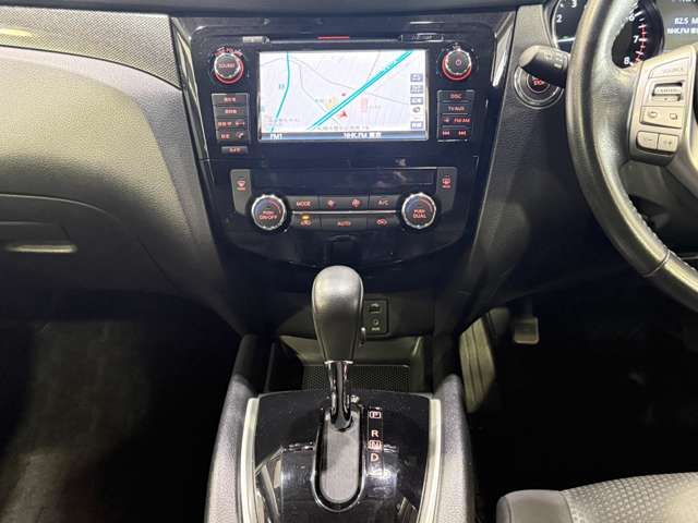 X-TRAIL HYBRID 4WD