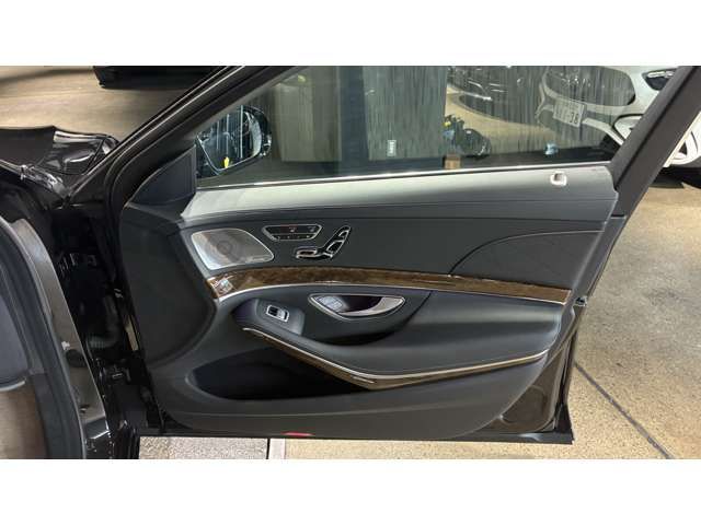 MERCEDES Maybach S class