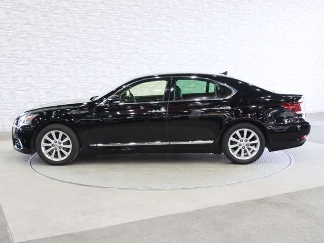 LEXUS LS460