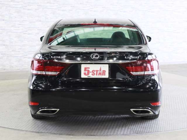 LEXUS LS460