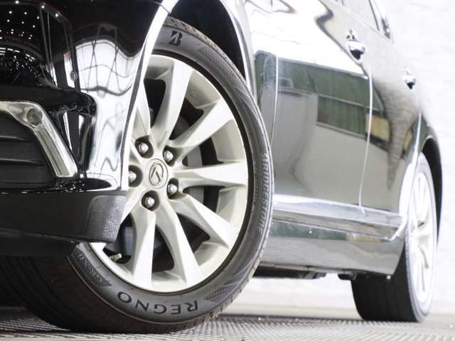 LEXUS LS460