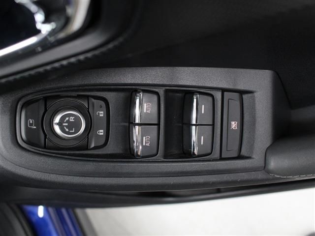 CROSSTREK