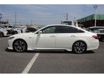 CROWN sedan hybrid