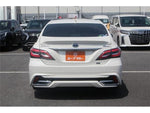 CROWN sedan hybrid