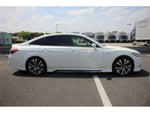 CROWN sedan hybrid