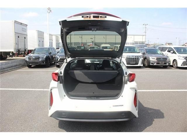PRIUS PHV
