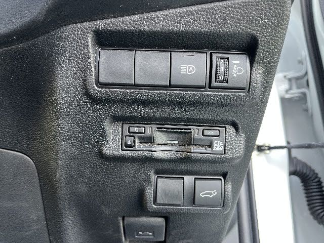 COROLLA CROSS HYBRID