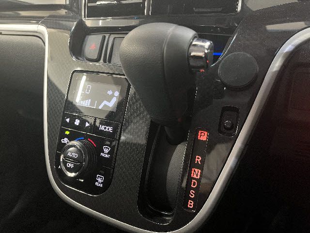 MOVE CUSTOM