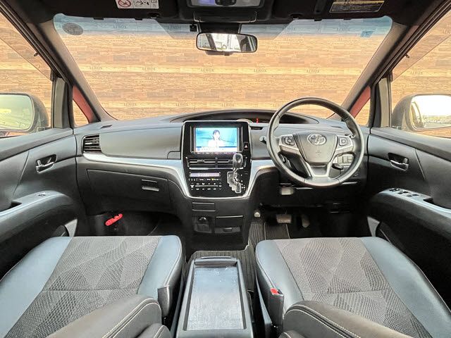 ESTIMA  4WD