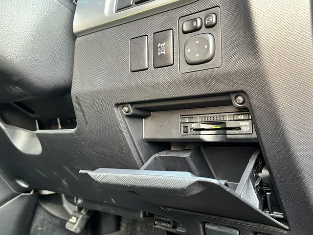 ESTIMA  4WD