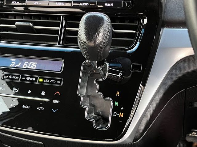 ESTIMA  4WD