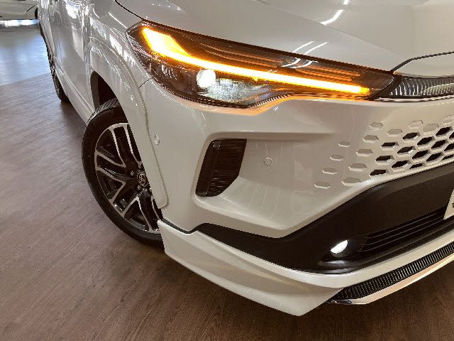 COROLLA CROSS HYBRID