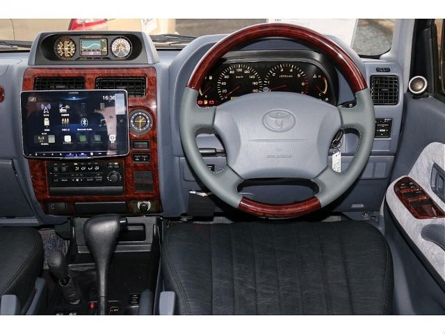 LANDCRUISER PRADO