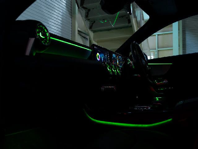MERCEDES BENZ CLA Shooting Brake