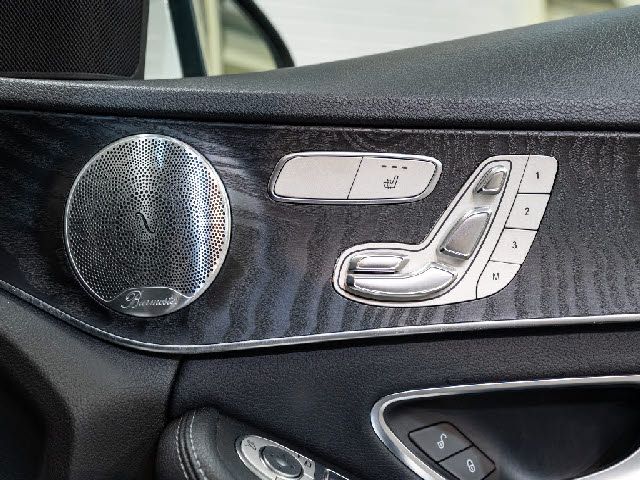 MERCEDES BENZ C class sedan