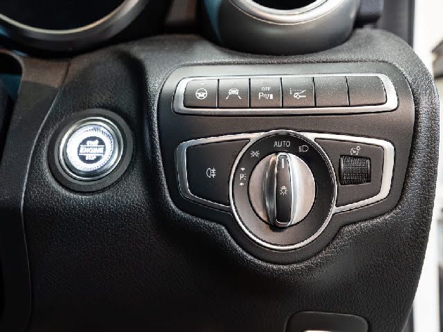 MERCEDES BENZ C class sedan