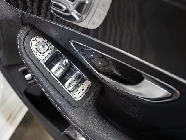 MERCEDES BENZ C class sedan