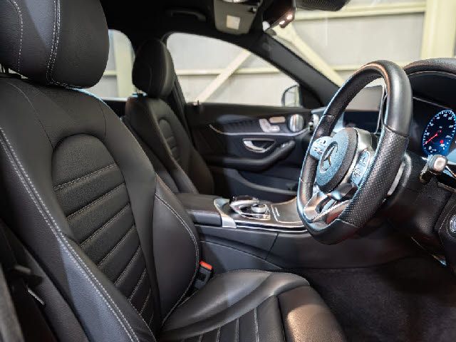MERCEDES BENZ C class sedan