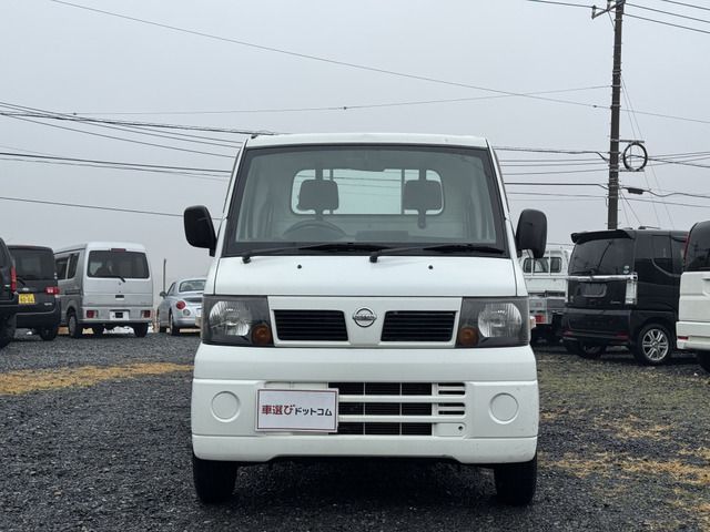 CLIPPER truck