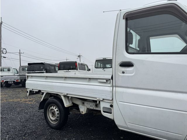 CLIPPER truck
